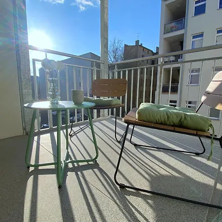 Connect Living - 3 Apartments - Boxspringbett-Balkon-Parkplatz-Arbeitsplatz-Fitness-Sauna-Fahrstuhl Apartament Magdeburg
