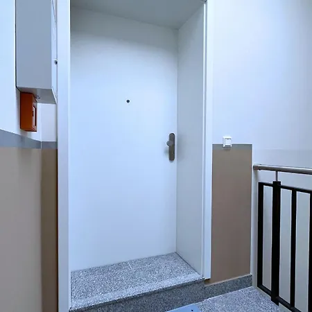 Connect Living - 3 Apartments - Boxspringbett-Balkon-Parkplatz-Arbeitsplatz-Fitness-Sauna-Fahrstuhl Apartament Magdeburg